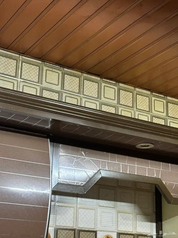 مطبخ كبير مع ديكور أمينو 3