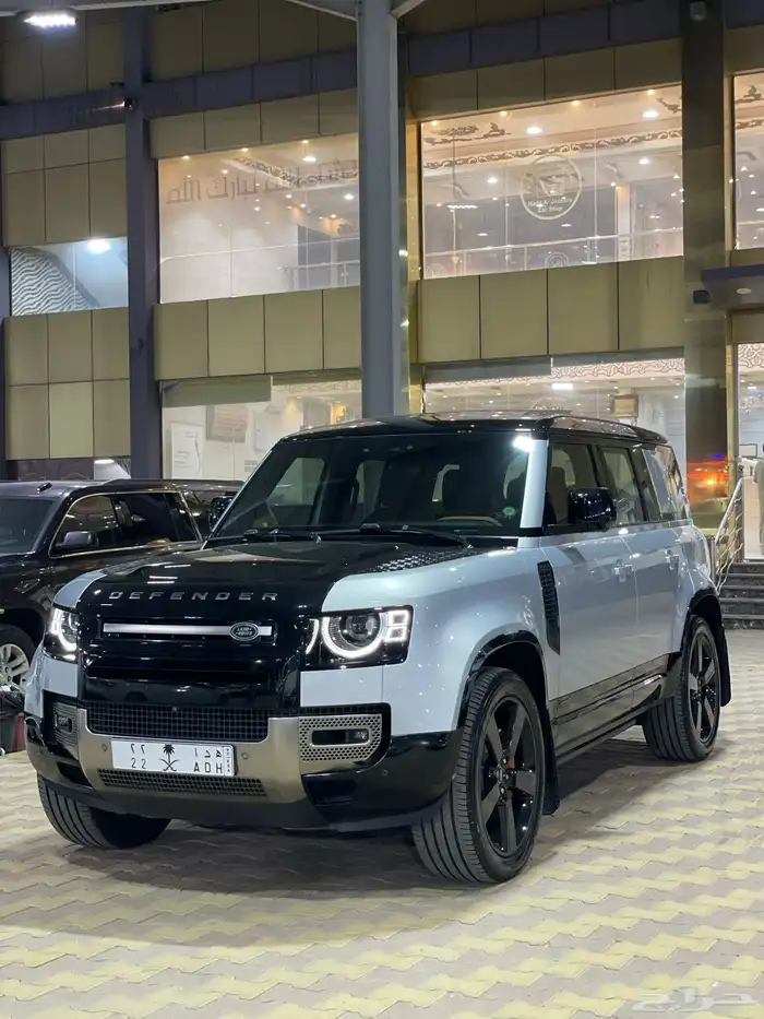لاندروفر ديفندر X110 خليجي 2021 شبه جديد 1