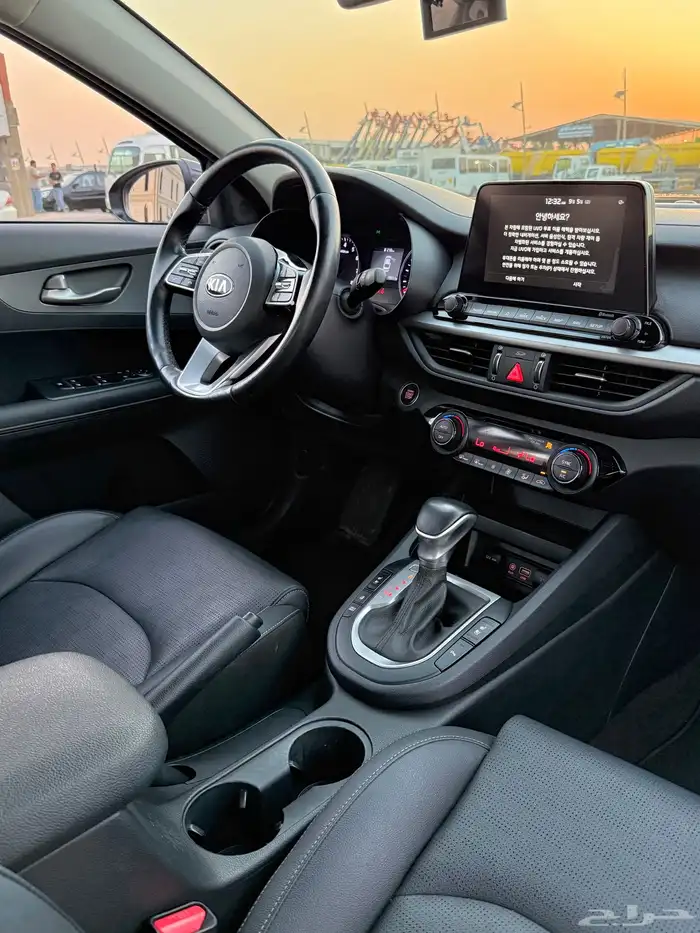 كيا سيراتو 2020 اعلا مواصفات بدون فتحه بحالة الوكاله للبيع 10