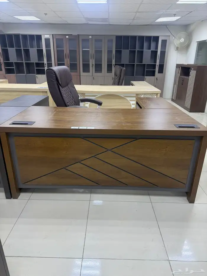 مكتب جديد 4 ألوان كلا مقاسات في موجود - اثاث المكتبي 3