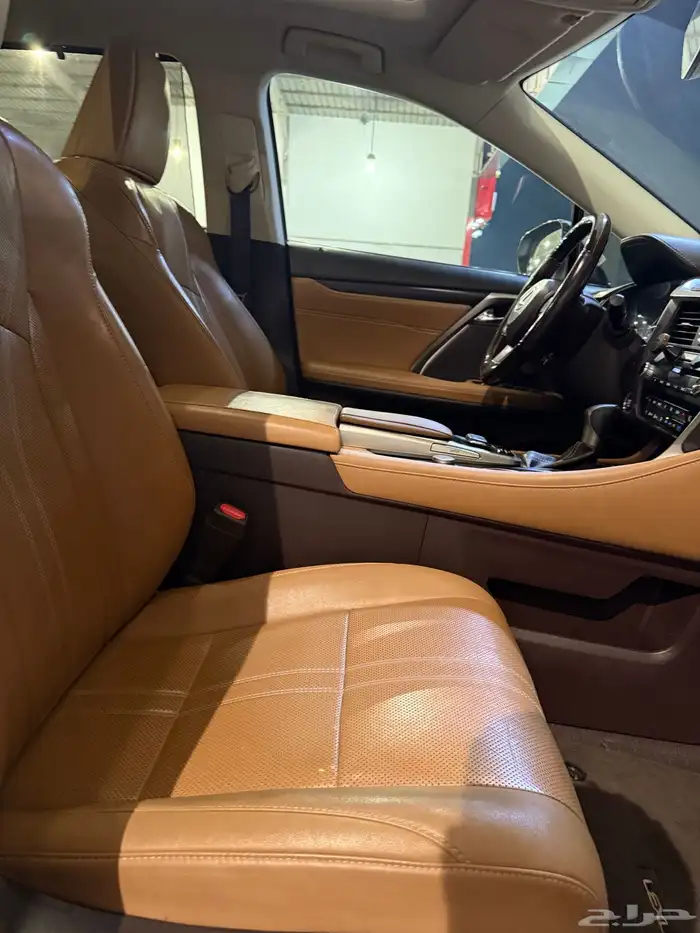 لكزس RX350 2017 ( الوكيل عبداللطيف جميل ) 20