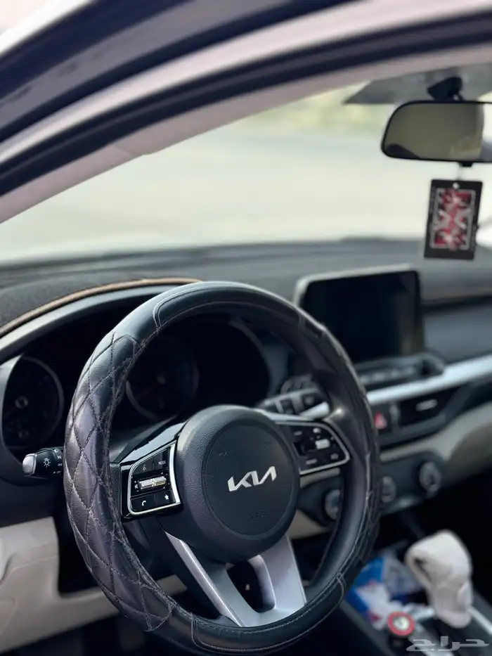 كيا سيراتو 2023 نص فل 6