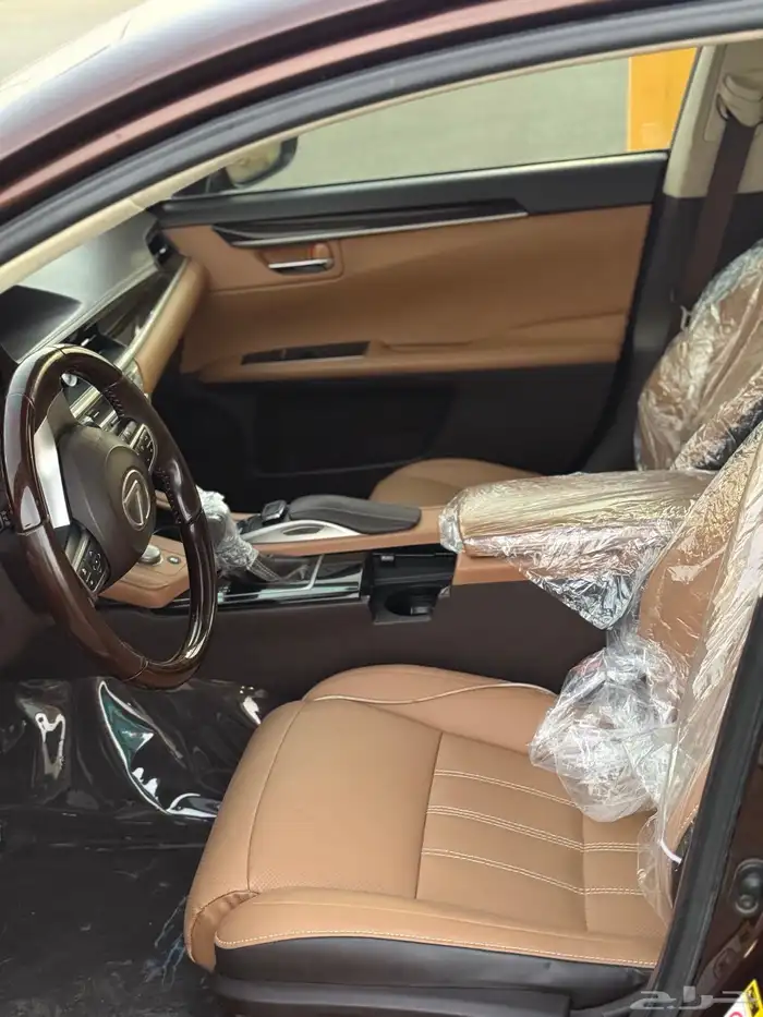 لكزس اي اس 350 فل كامل وارد عبداللطيف جميل 18