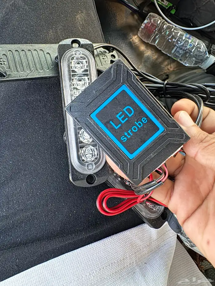 براقات ازرق و احمر 4