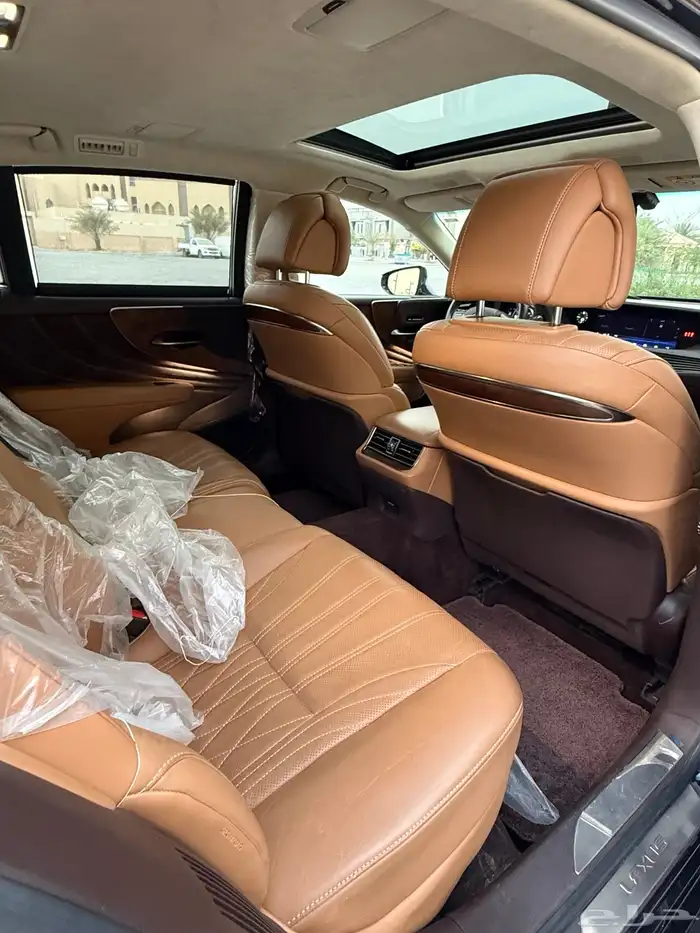 للبيع لكزس LS500h هايبرد ( مخزن ) سعودي اعلى افئه 20