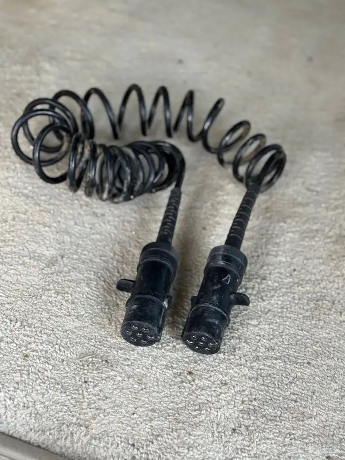 مقطورة او قلص للرحلات 17