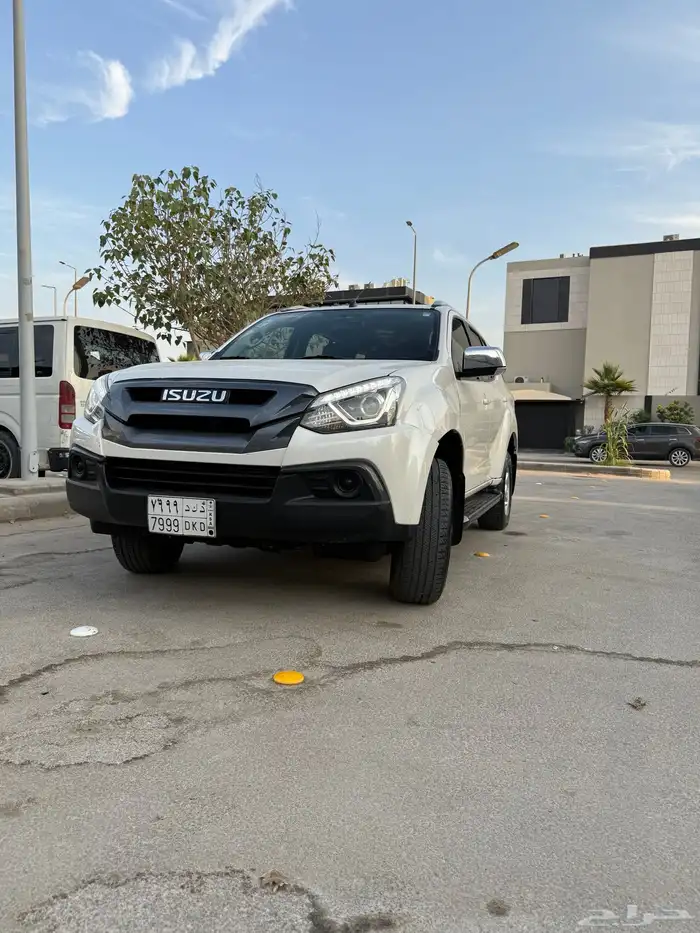 ايسوزو MUX 2020 ستاندر ديزل 0