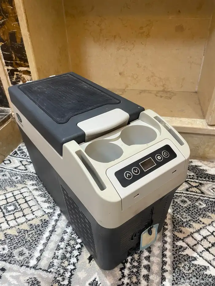 ثلاجة سيارة للبيع 12 لتر 2