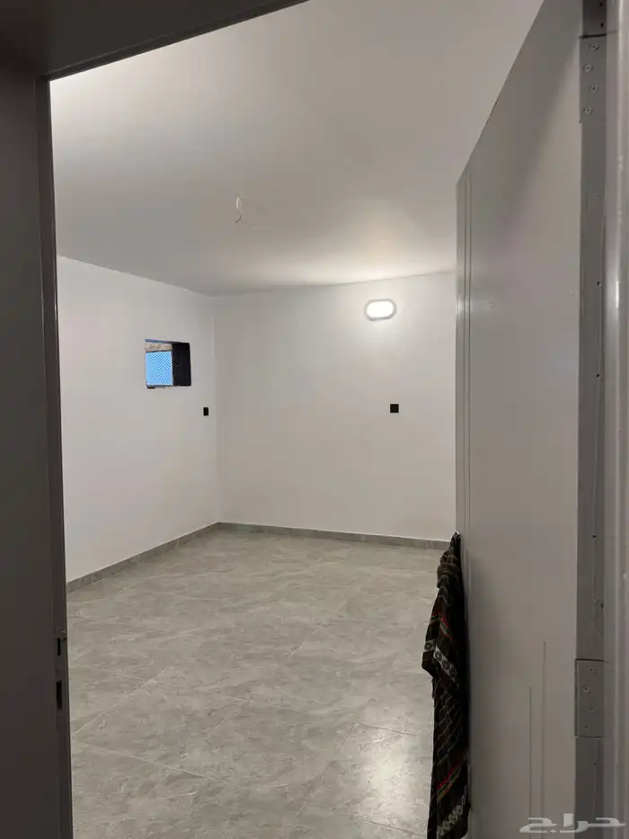 شقة روف للبيع 33