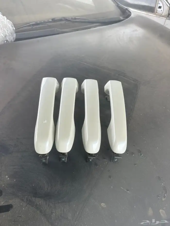 يد باب برادو موديل 12 الي 20 خلفي امامي وكاله رش وكاله 0