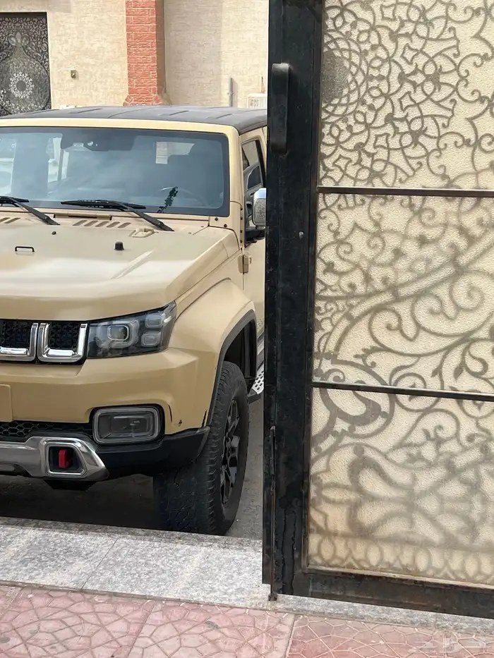 بايك بي جي 40 8