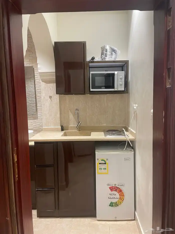 شقة مفروشة غرفة وصالة شهري الروضة 3