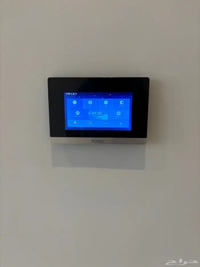 شقة فاخرة للايجار بحي النرجس 7