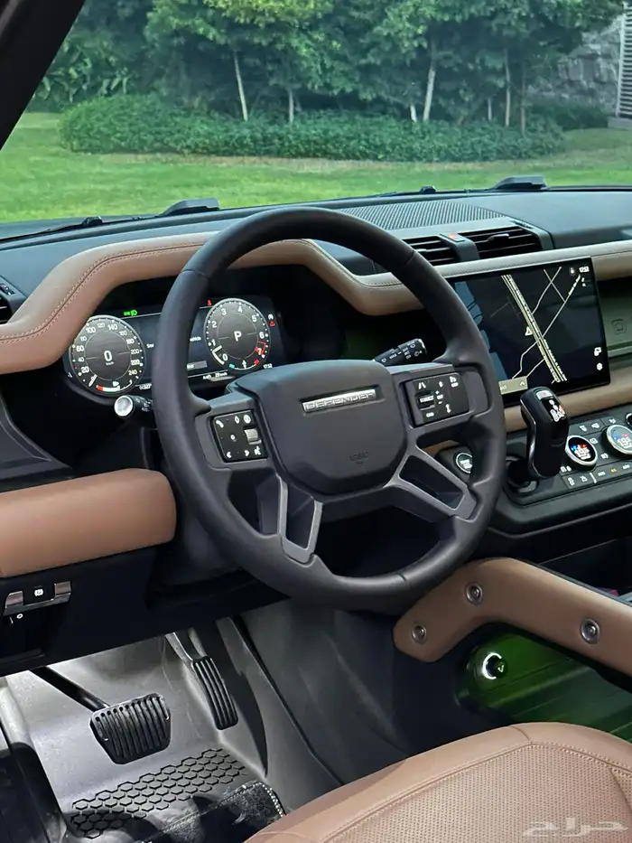 للبيع ديفندر X داينمك 2025 5