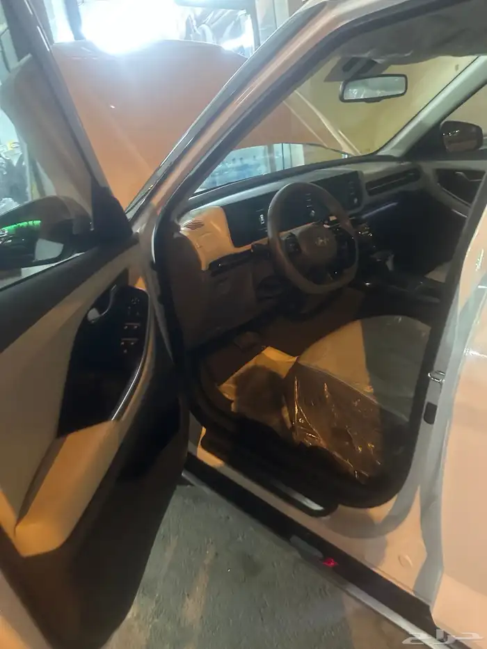 كريتا جراند 2025 بقراطيس الوكالة ممشى ألف كيلو فقط 10