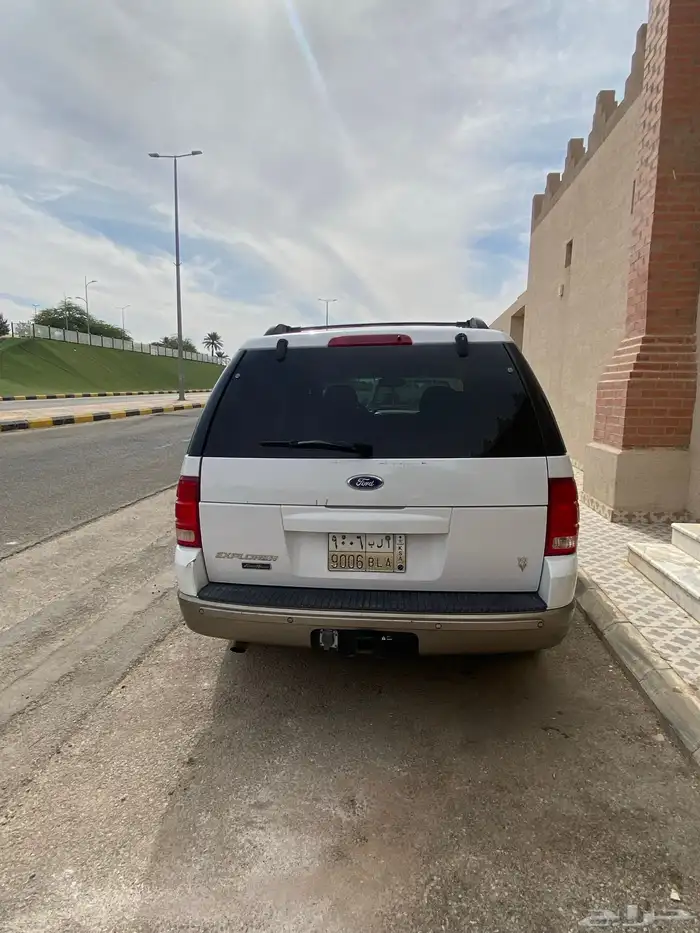 فورد اكسبلورر 2002 8سرندل 5