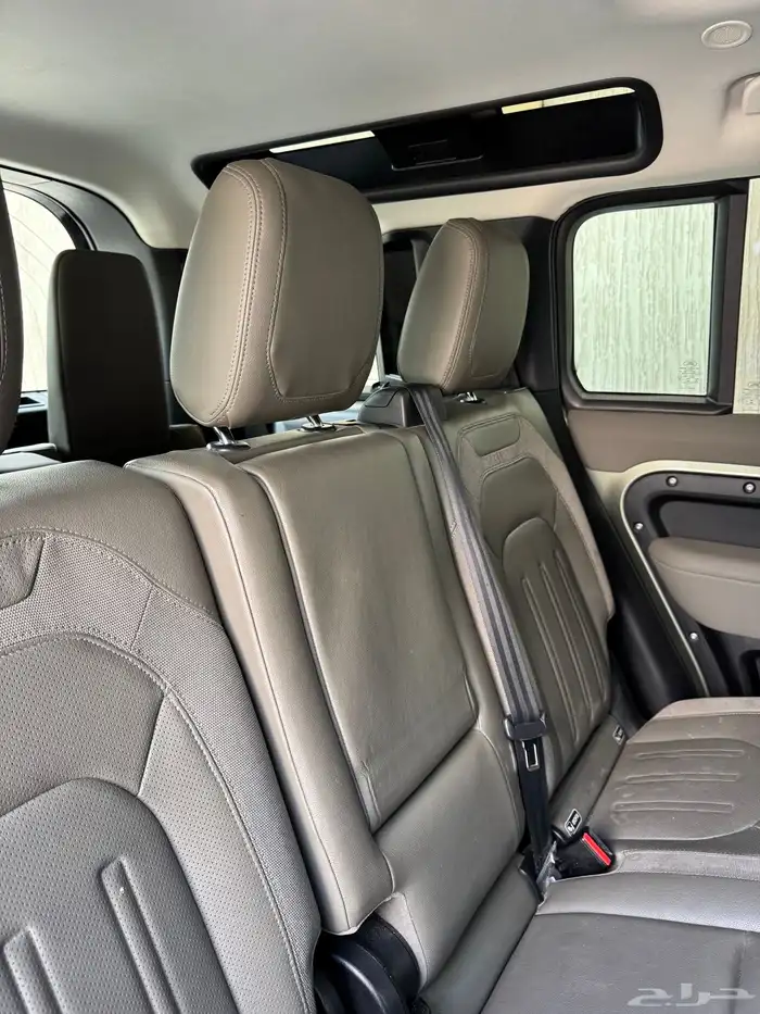 لاند روفر ديفندر 2020 ماشي 92 الف بدي وكاله 8