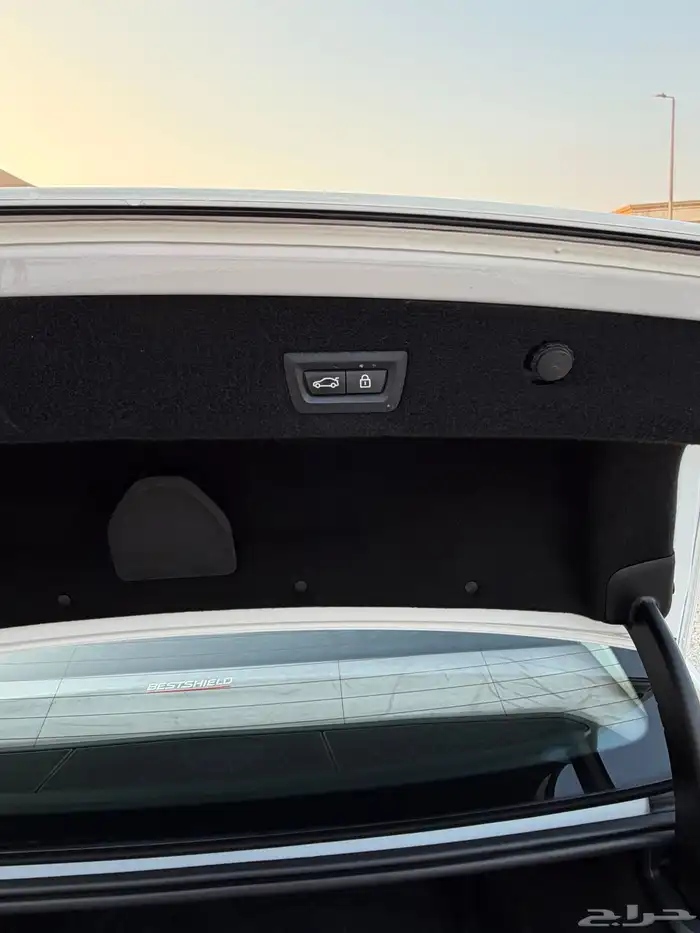 للبيع بي ام دبليو 740Li فل كامل 14