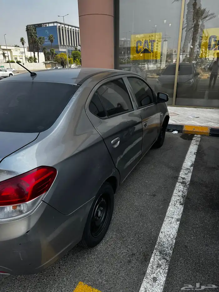 سيارة متسوبيشى اتراج 2018 للبيع 3