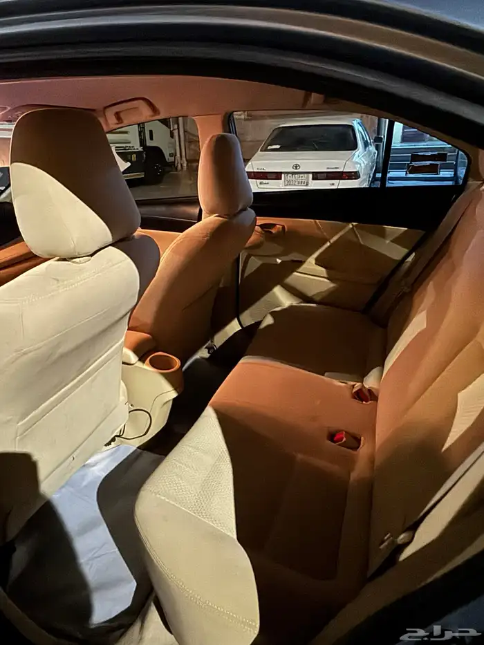 Toyota yaris E 2016 4