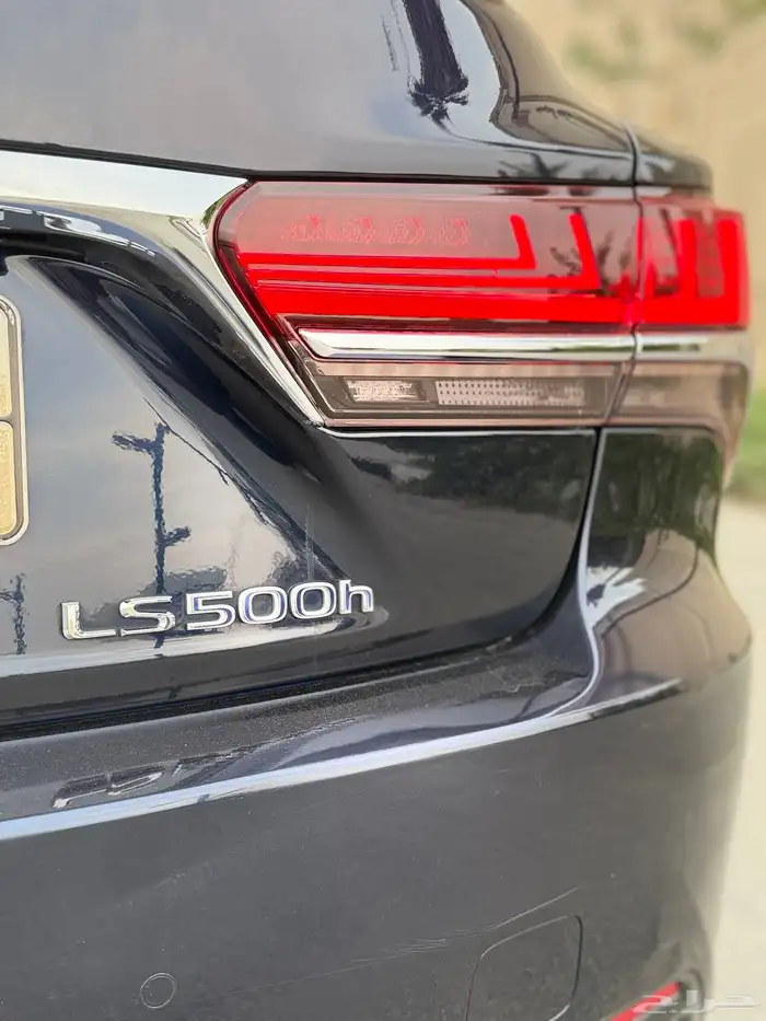 للبيع لكزس LS500h هايبرد ( مخزن ) سعودي اعلى افئه 12