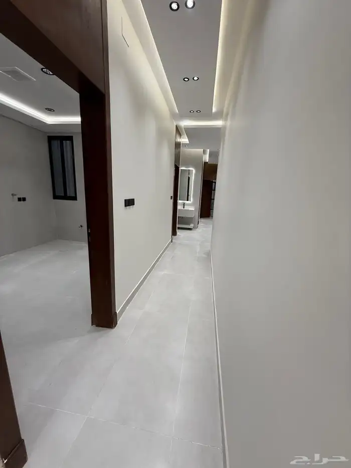 فرصه للبيع فيلا روف ب 685 الف عليها تامين وحي مكتمل الخدمات 22