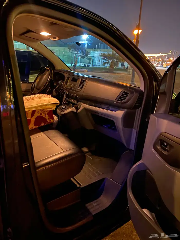 باص بيجو اكسبيرت بضاعه فل كامل 4