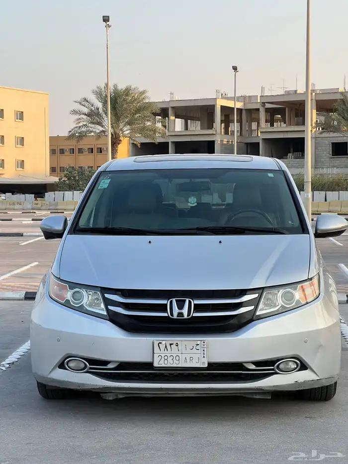 هوندا اوديسي فل كامل موديل 2014 3