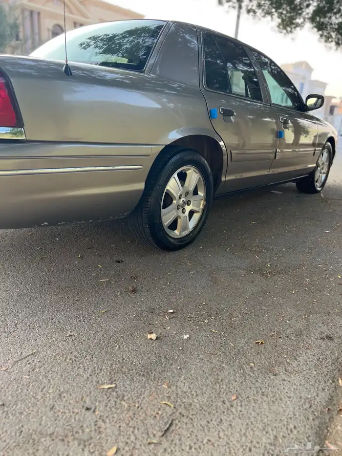 فورد فكتوريا سعودي 8