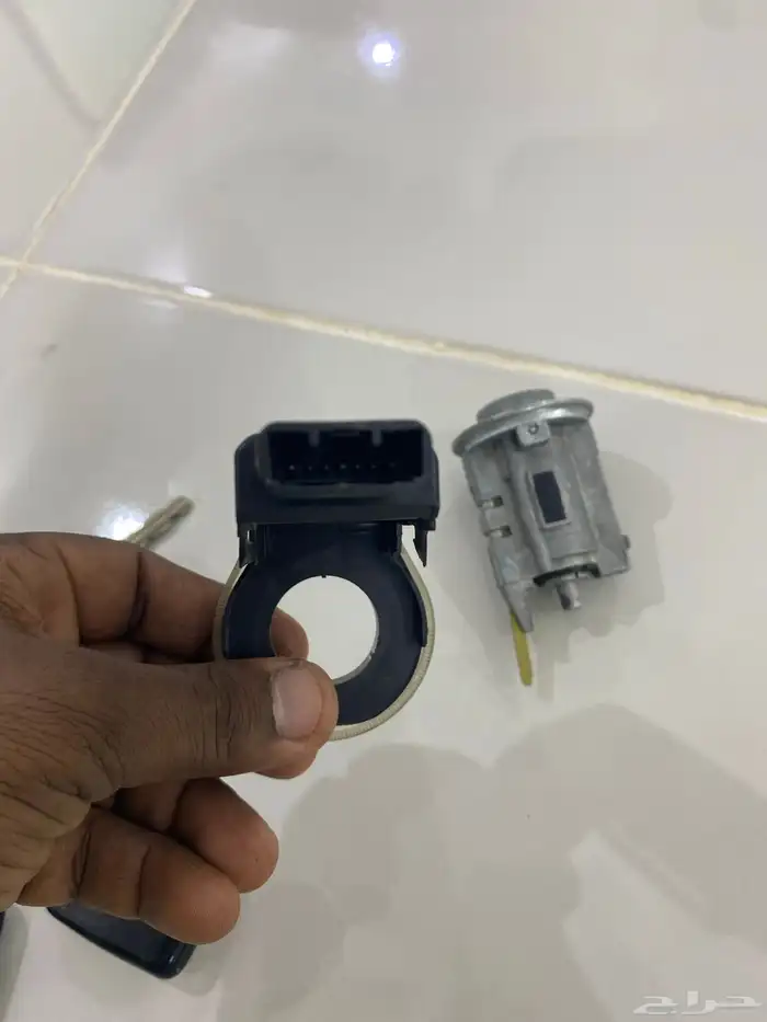 مفتاح سويتش بليزر كامري 2007-2011 4