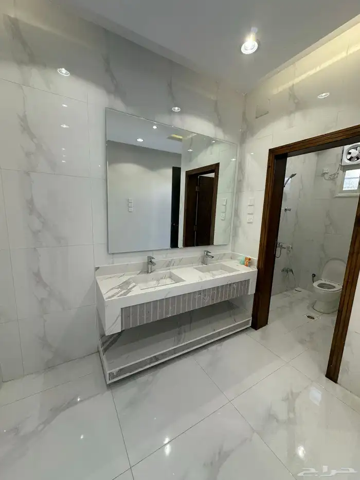 للبيع شقة دور ارضي بمدخل خاص وحوش وسيع المحالة 2