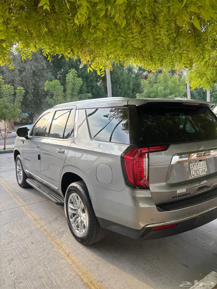 جمس يوكن 2023 SLT (مخزن) 8