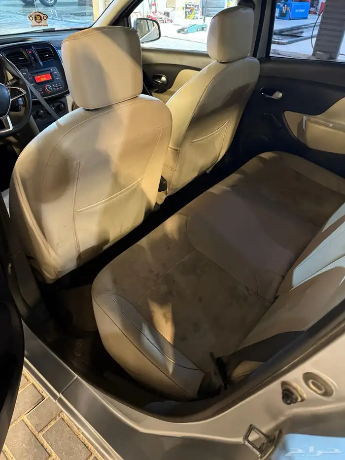 سياره رينو 6