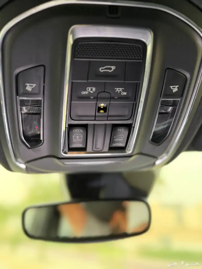 جراند شيروكي بلاك اديشن 2023 Altitude 32