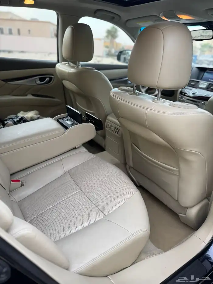 انفنتي Q70 مالك اول بدي وكالة 17