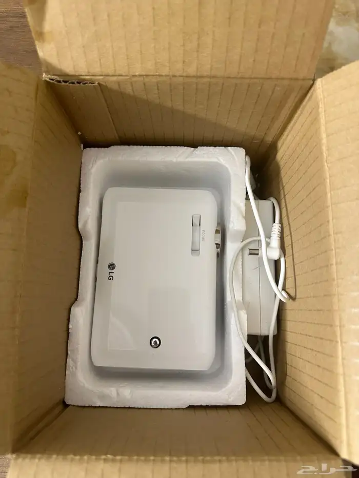 برجكتر عرض ال جي شبه جديد 0