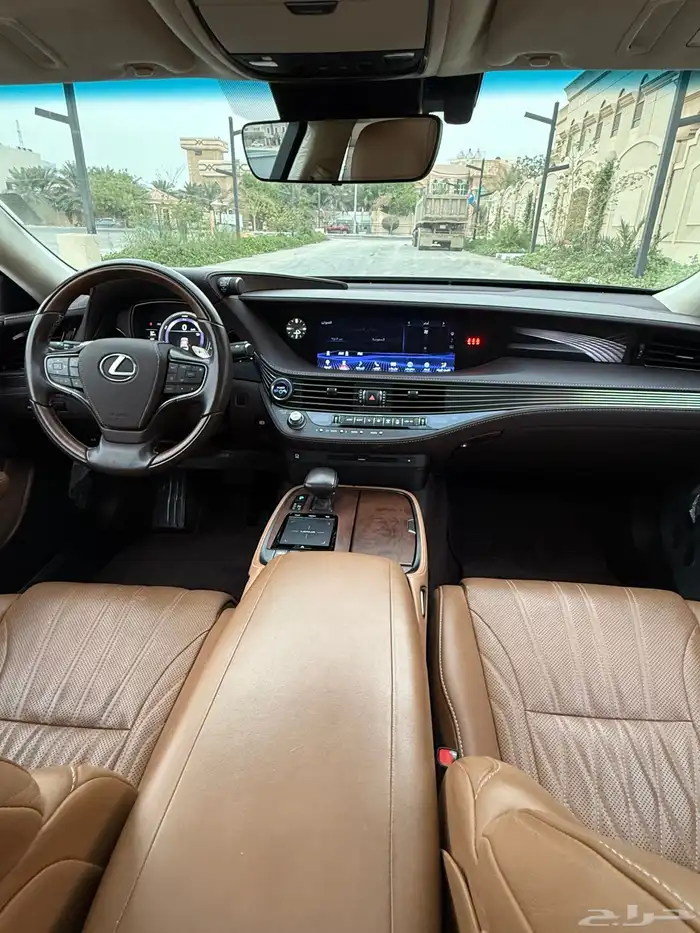 للبيع لكزس LS500h هايبرد ( مخزن ) سعودي اعلى افئه 22