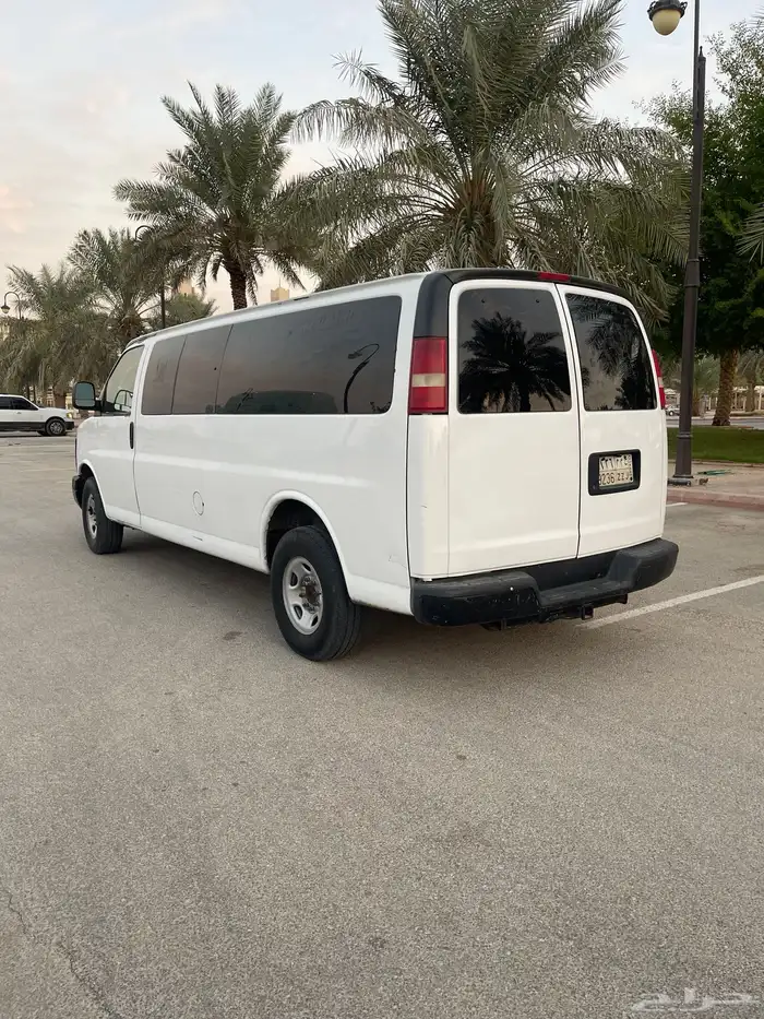 للبيع فان شفرولية اكسبريس 2010 شاص طويل 15 راكب 6