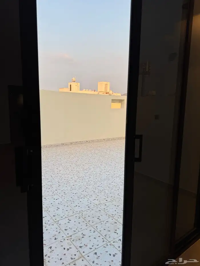 شقة روف للبيع 20