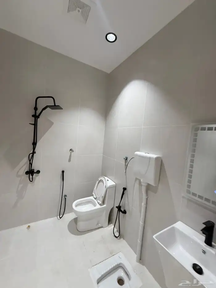 فرصه للبيع فيلا روف ب 685 الف عليها تامين وحي مكتمل الخدمات 79