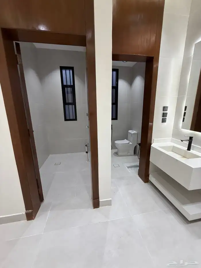 فرصه للبيع فيلا روف ب 685 الف عليها تامين وحي مكتمل الخدمات 25