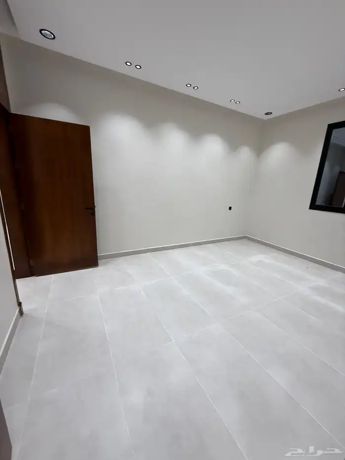 فرصه للبيع فيلا روف ب 685 الف عليها تامين وحي مكتمل الخدمات 13