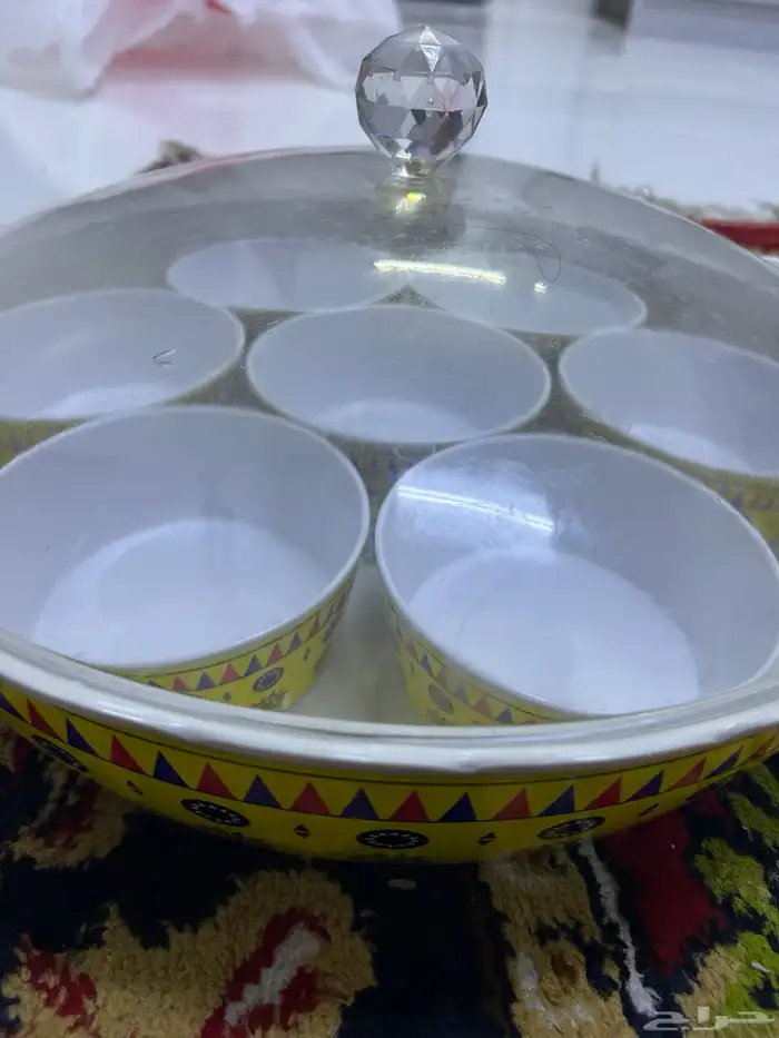 جهاز مصابيب عصارةفواكة طقم فطور جديده لايوجد فيها كسر 0