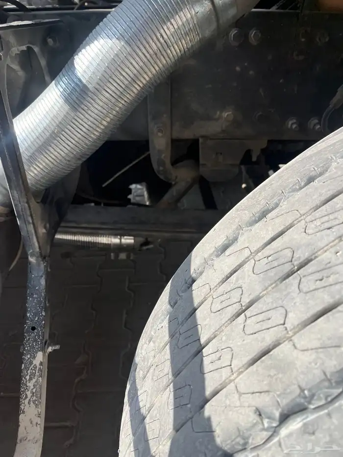 شاحنة فولفو 14