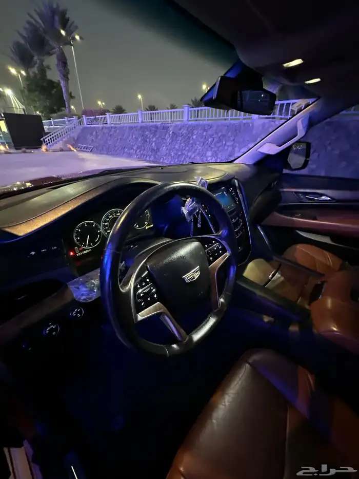 كاديلاك اسكاليد 2015 57