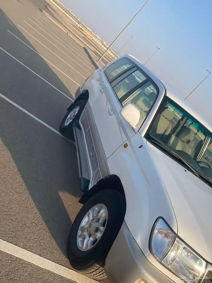 تويوتا لاندكروزر GXR وكالة 2003 21