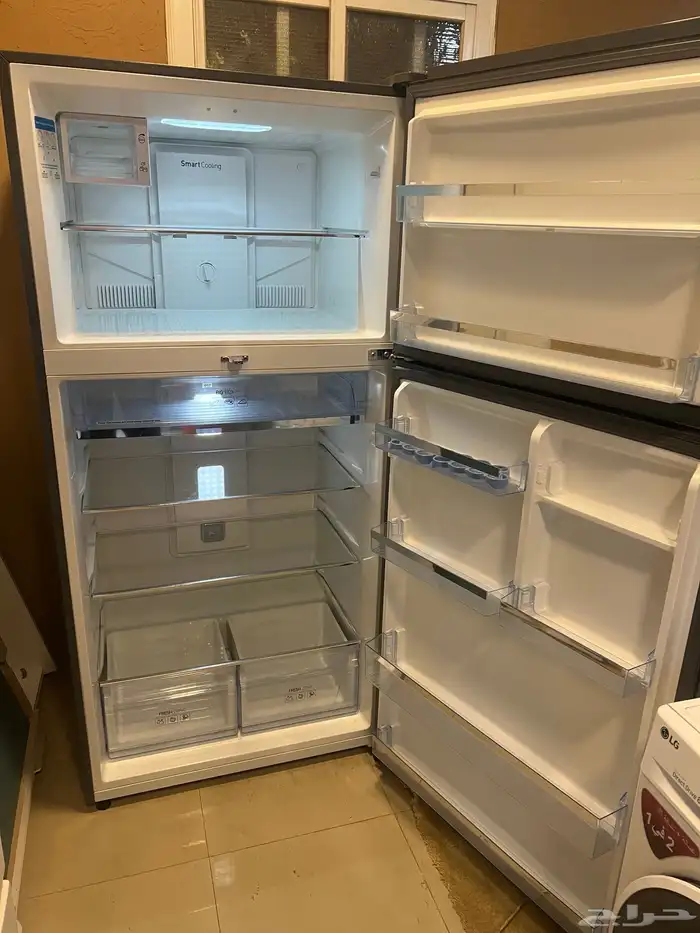 ثلاجة Ic ne 20 قدم شبه جديدة 1