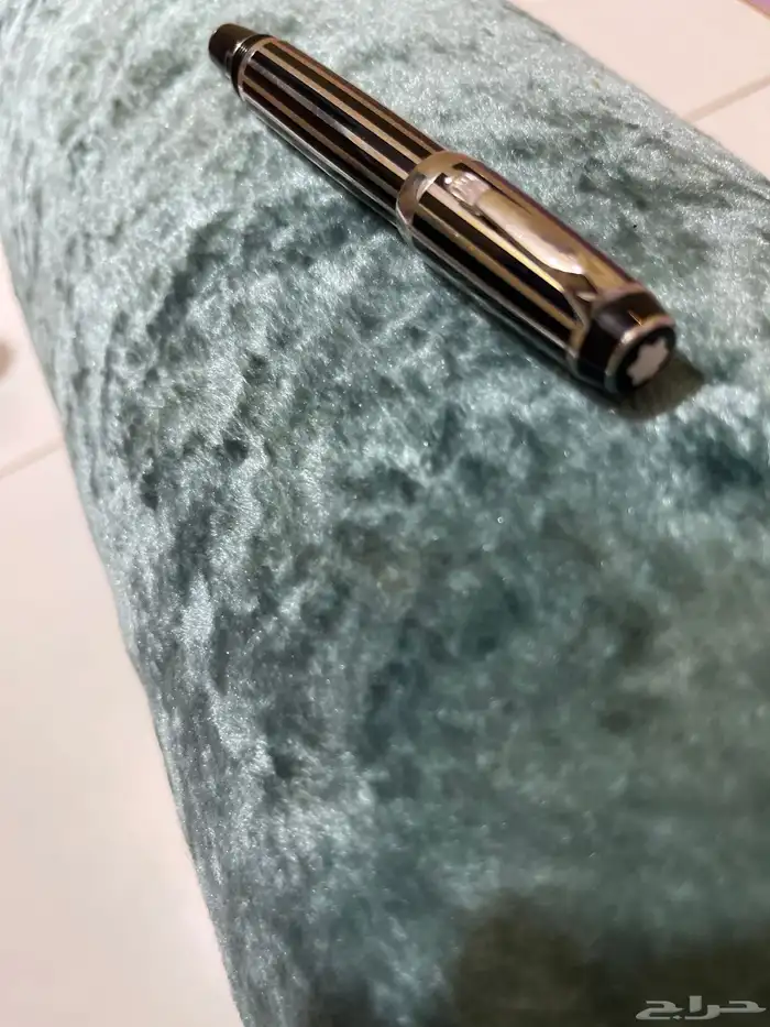 قلم مون بلان بوهيم رولربال مخطط 0