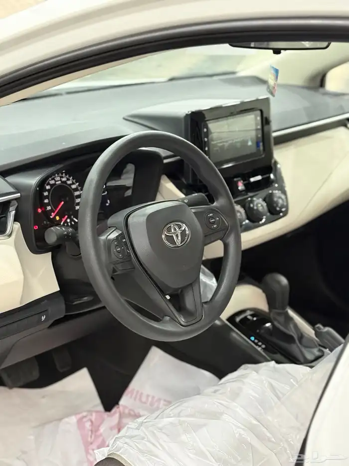 تويوتا كورولا 2025 XLi2.0 اقل سعر 78200(متوفر جميع الالوان) 7
