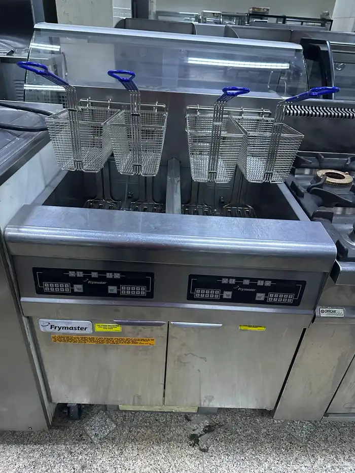 بيع جميع معدات المطاعم والمخابز والكفيهات المستعمله شبه جد 13